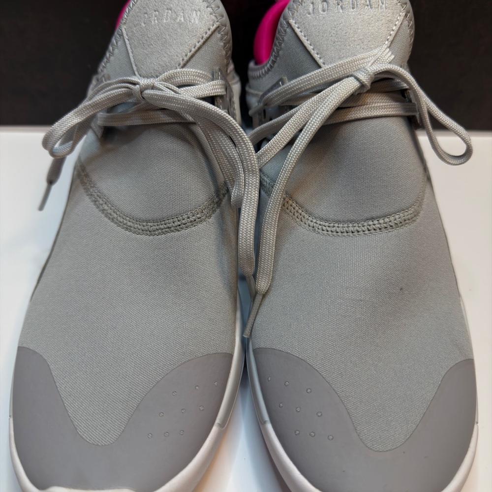 Jordan Fly ‘89GG Women's Gray and Pink Sneakers - Picture 2 of 5